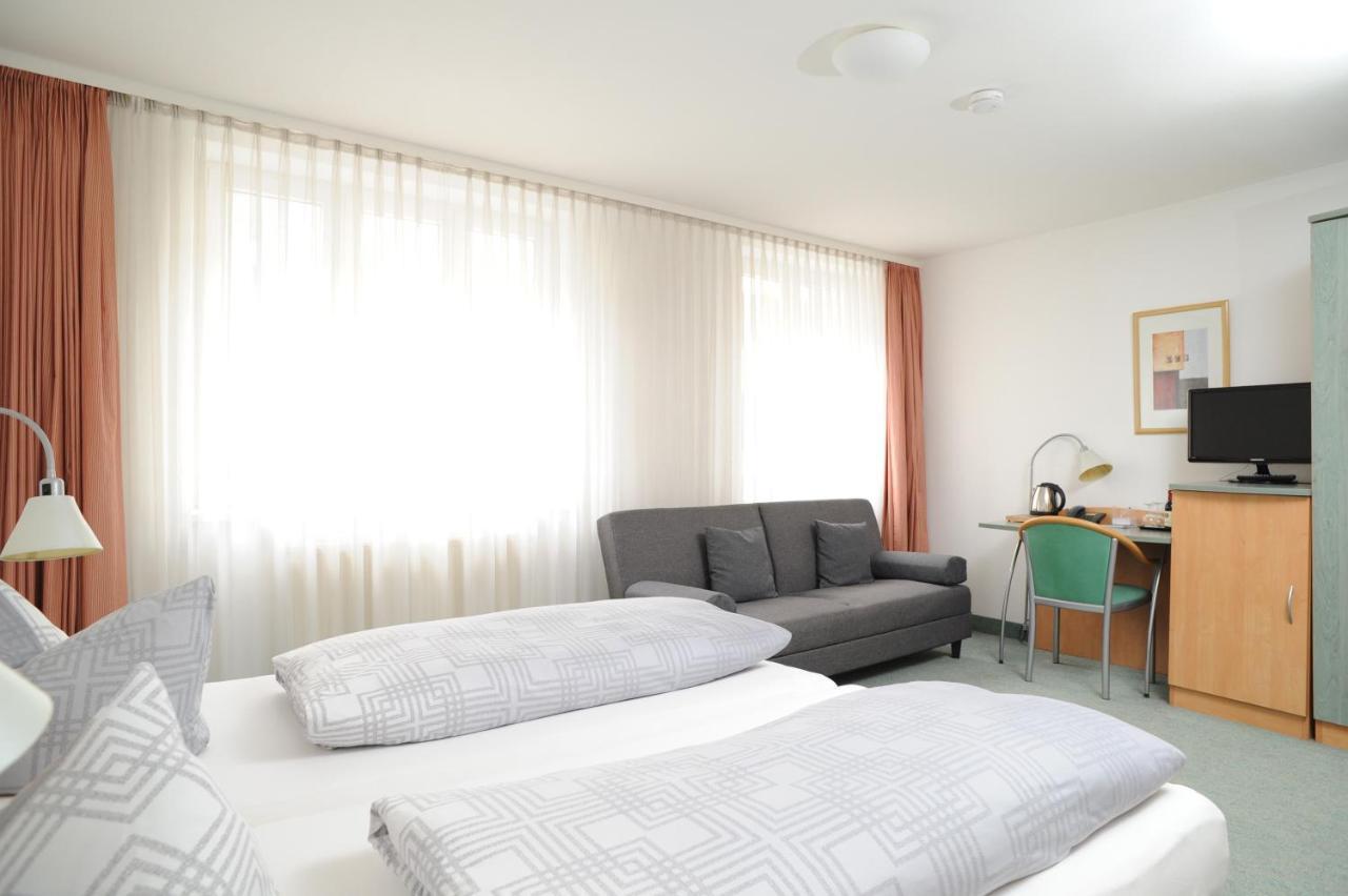 שטוטגרט Central-Classic Hotel מראה חיצוני תמונה