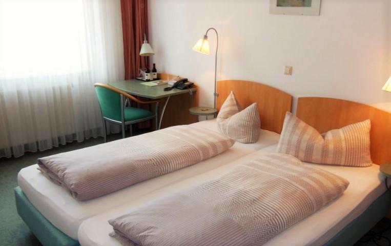 שטוטגרט Central-Classic Hotel מראה חיצוני תמונה