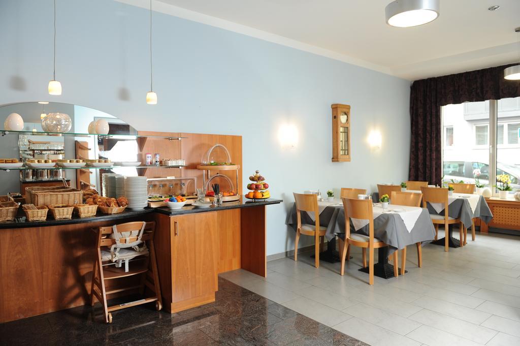 שטוטגרט Central-Classic Hotel מראה חיצוני תמונה